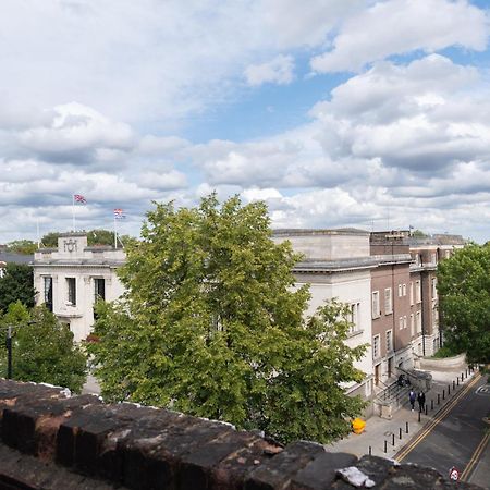 Modernised Apartments 1 And 2 Bedrooms Option Terrace And Balcony High Street London Eksteriør bilde