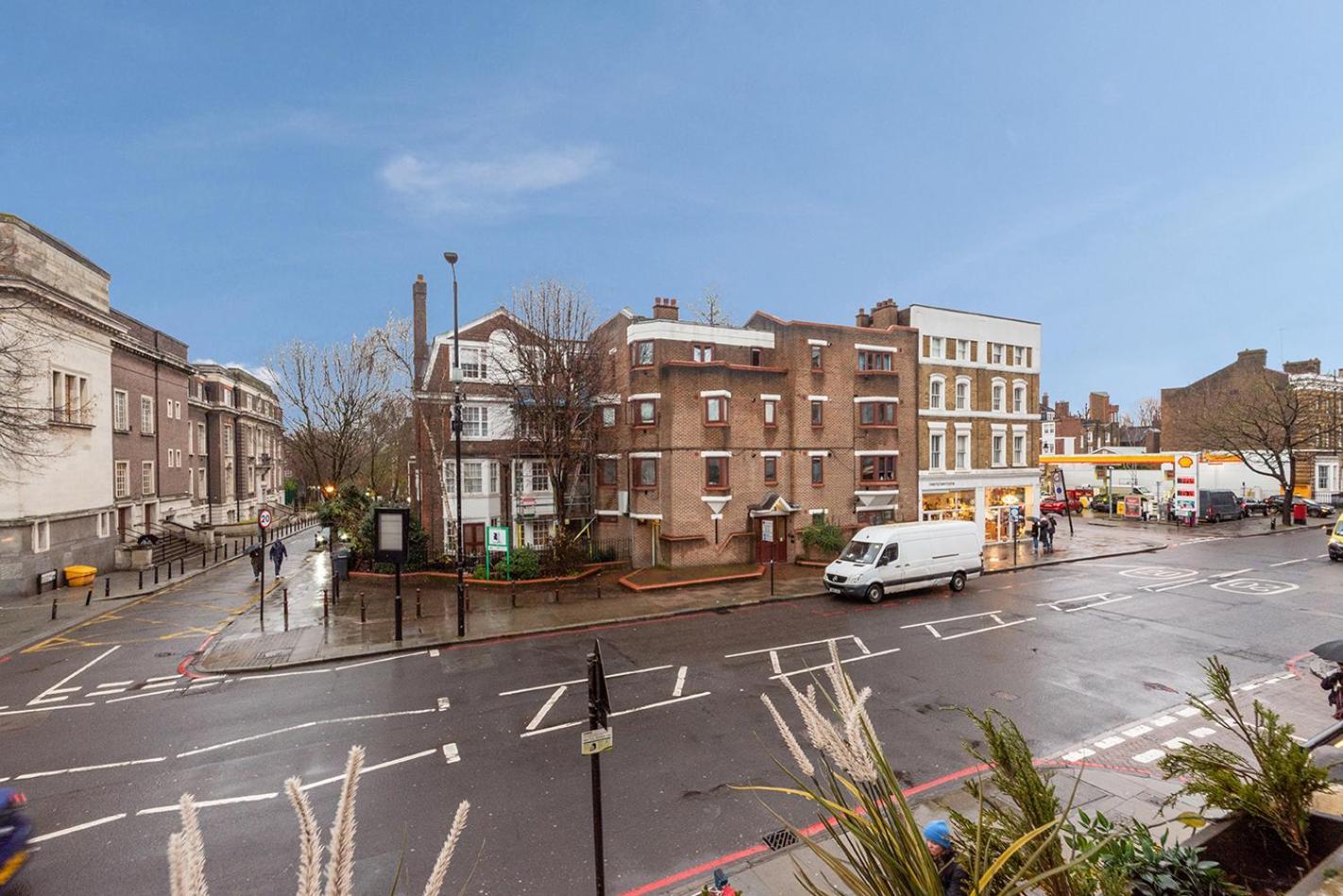 Modernised Apartments 1 And 2 Bedrooms Option Terrace And Balcony High Street London Eksteriør bilde