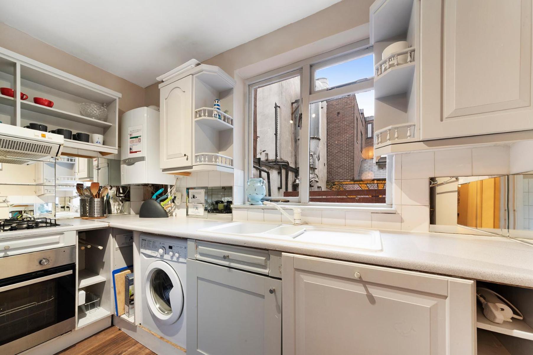 Modernised Apartments 1 And 2 Bedrooms Option Terrace And Balcony High Street London Eksteriør bilde