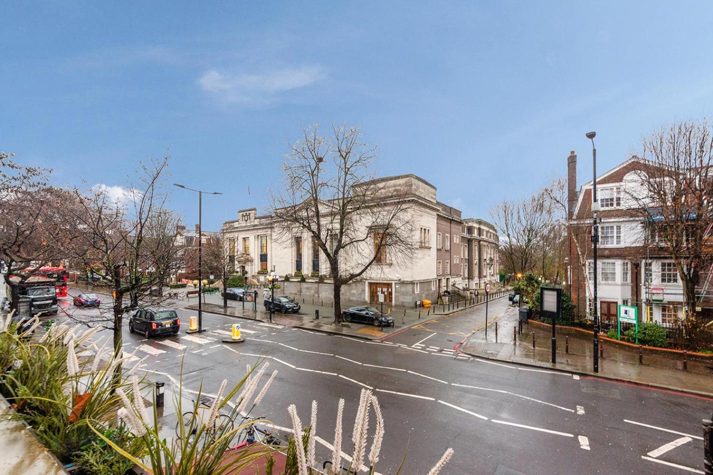 Modernised Apartments 1 And 2 Bedrooms Option Terrace And Balcony High Street London Eksteriør bilde