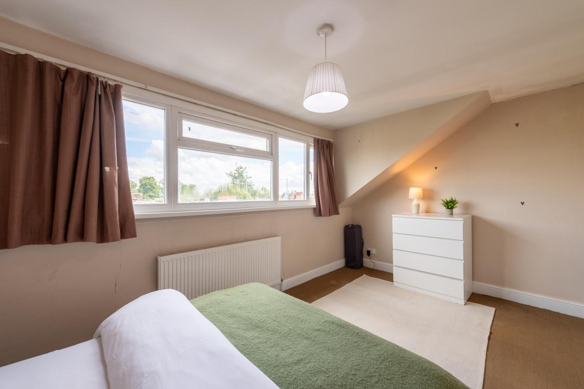Modernised Apartments 1 And 2 Bedrooms Option Terrace And Balcony High Street London Eksteriør bilde