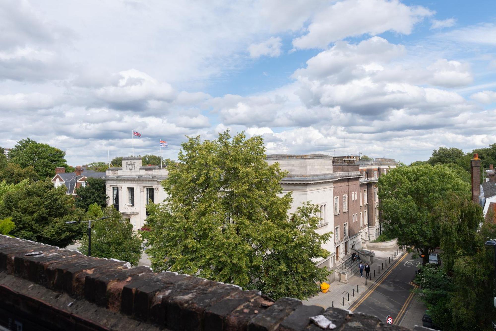 Modernised Apartments 1 And 2 Bedrooms Option Terrace And Balcony High Street London Eksteriør bilde