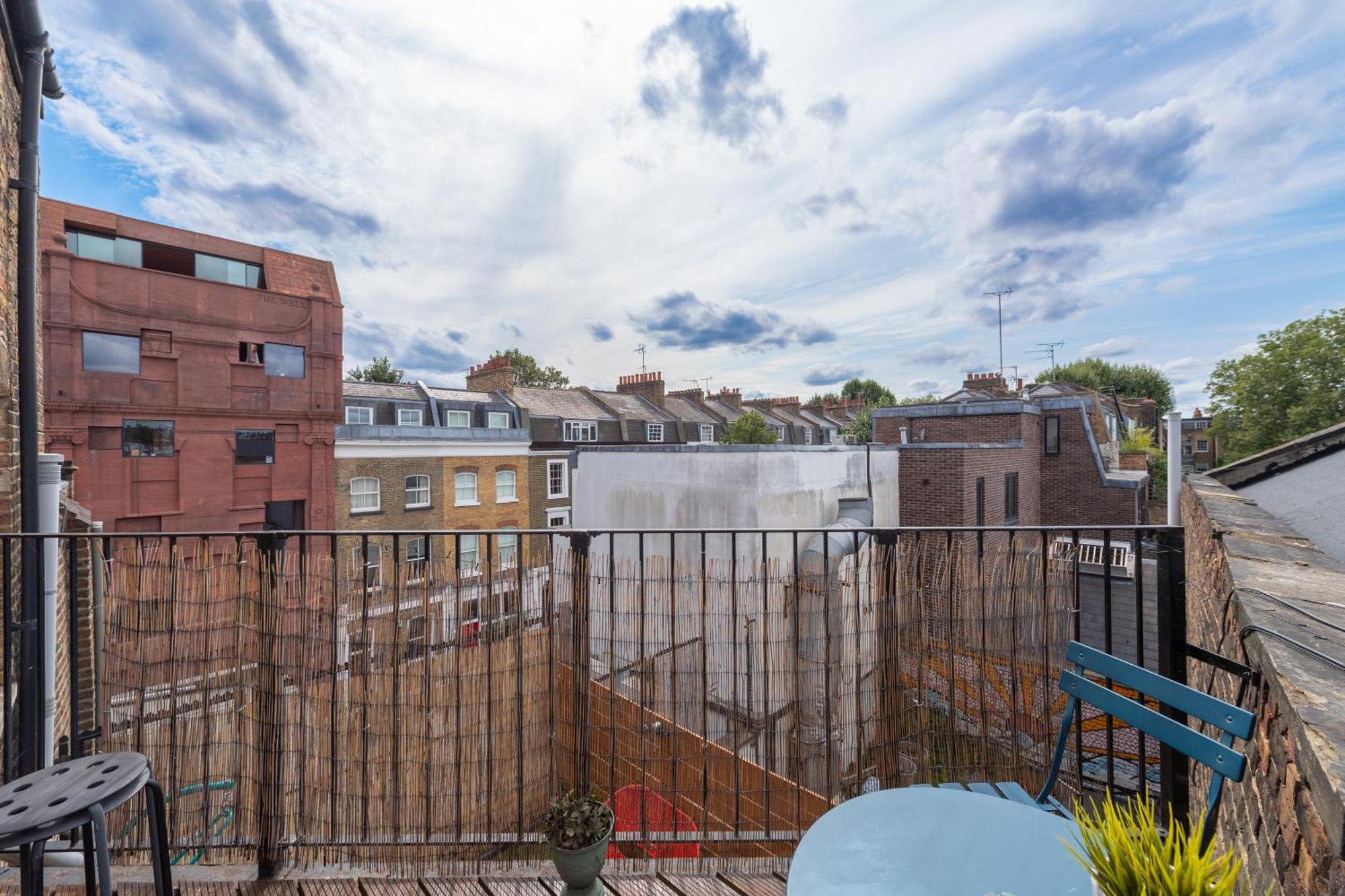 Modernised Apartments 1 And 2 Bedrooms Option Terrace And Balcony High Street London Eksteriør bilde