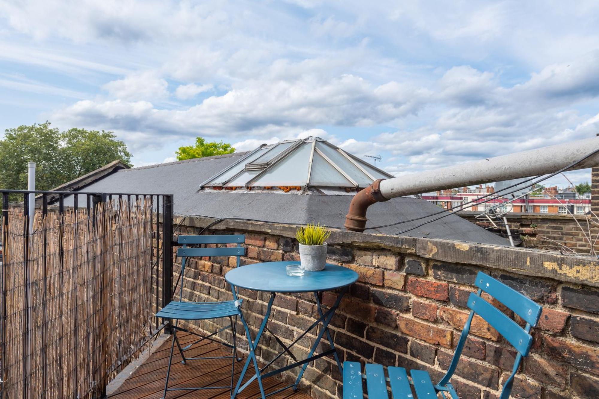 Modernised Apartments 1 And 2 Bedrooms Option Terrace And Balcony High Street London Eksteriør bilde